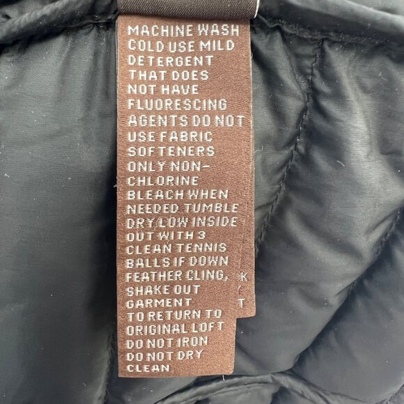 J McLaughlin Quilted Bow Waist Lightweight Goose Down Jacket Black Size Medium - Picture 12 of 12